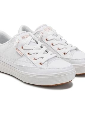 Skechers Women's White Low-Top Casual Sneakers